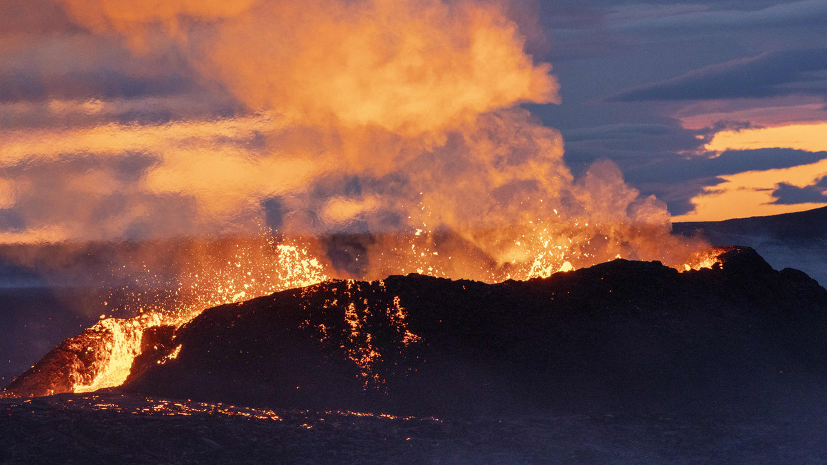 Groźny wulkan budzi się na Islandii. Ekspert: erupcja będzie silna