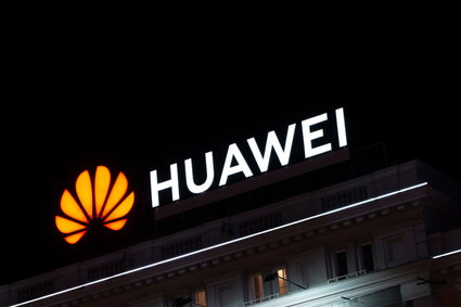 Polska idzie w ślady USA. Łagodzi stanowisko wobec chińskiego koncernu Huawei