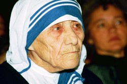 Matka Teresa miała tajne konta bankowe? Najnowsze doniesienia badaczy