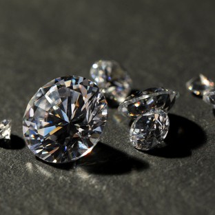 Ékszerből életmentő eszköz:gyémántból készült szenzor segíthet az áttétek felismerésében