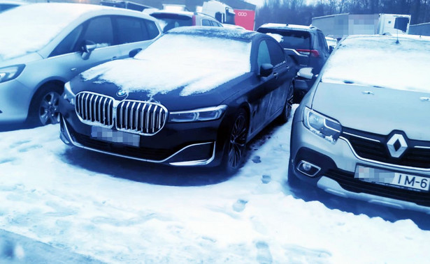 BMW serii 7 skradzione w Polsce najpierw trafiło na Litwę. Tam czekało na przemyt do Rosji