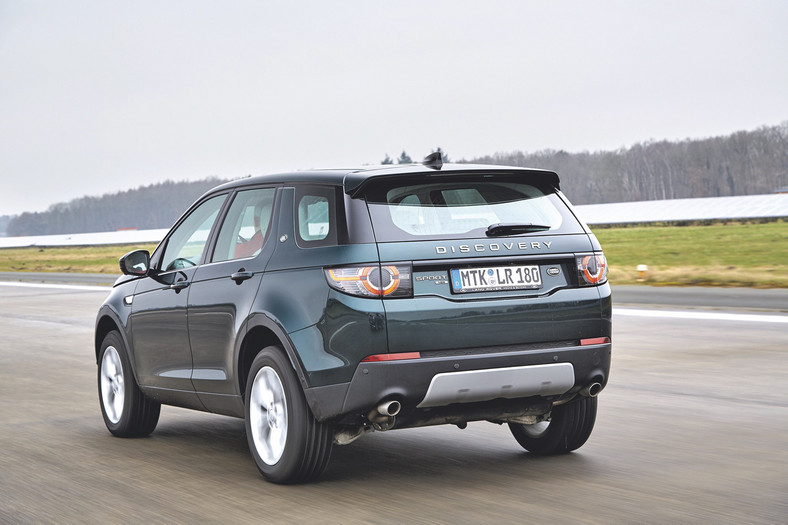 Audi Q5 kontra BMW X3, Land Rover Discovery Sport i