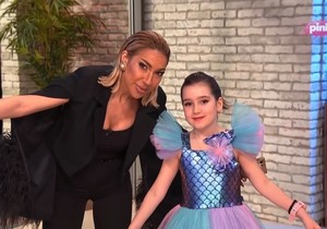 Jovana Jeremić sa ćerkom