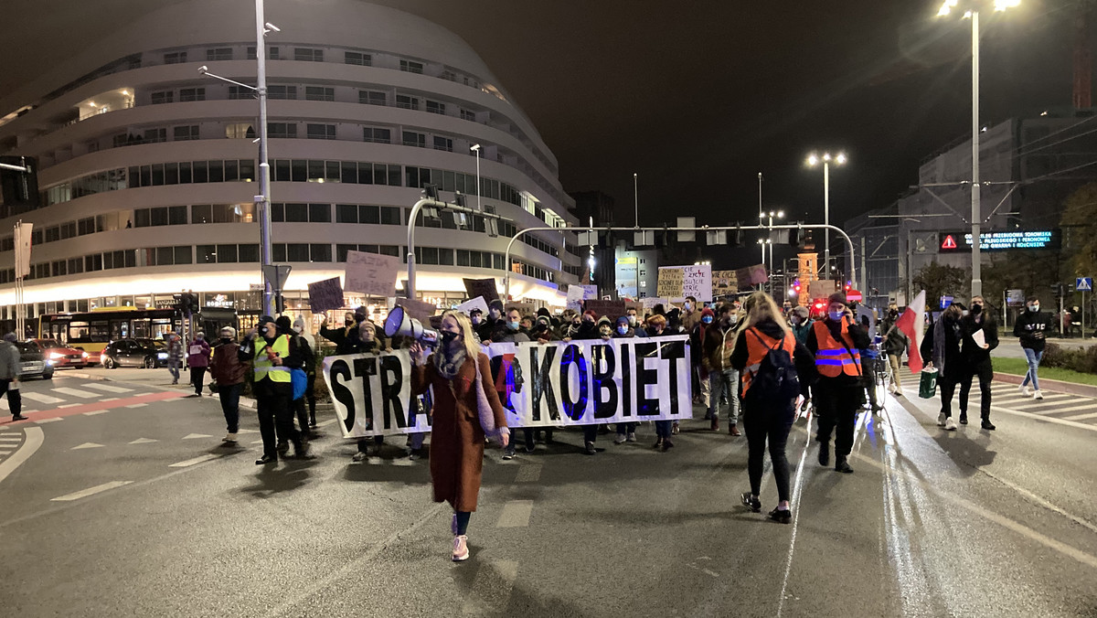 Strajk kobiet. W poniedziałek kolejny protest we Wrocławiu
