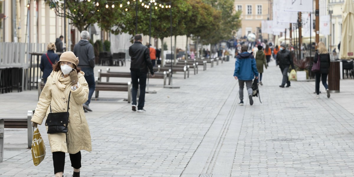 W Lublinie w 2022 r. wzrosną m.in. stawki podatku od nieruchomości, opłata za pobyt w żłobkach, stawki opłat za korzystanie z cmentarzy i czynsz za niektóre lokale mieszkalne. Miasto tłumaczy, że te zmiany wynikają m.in. ze wzrostu płacy minimalnej i wysokiej inflacji. 