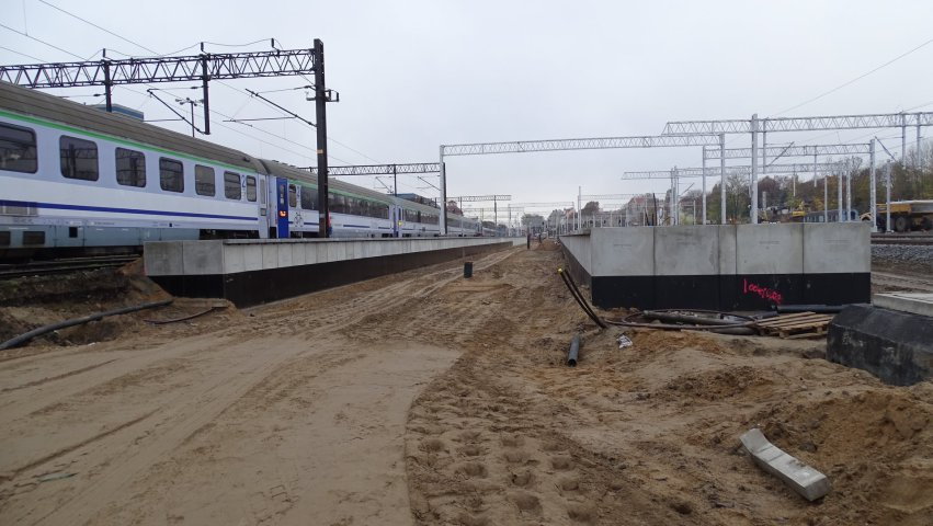 Stacja Olsztyn Główny. Rozrasta się tunel na Zatorze [ZDJĘCIA]