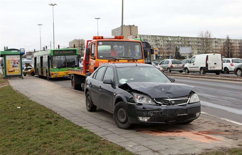 Wypadek na przystanku