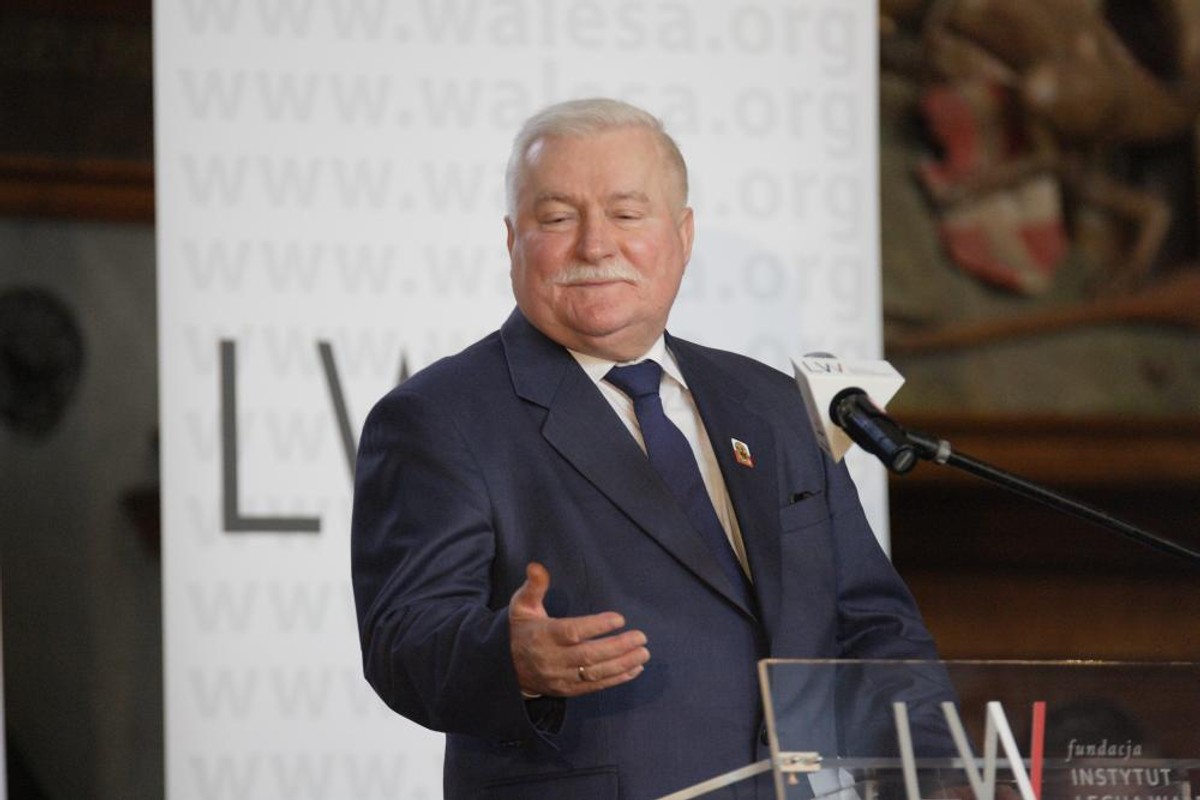 Wałęsa nie odpuszcza Wyszkowskiemu. Chce sądownie wymusić natychmiastową zapłatę 23 tys zł.