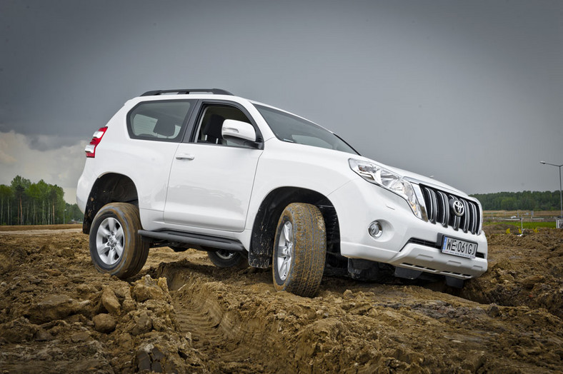 Test Toyoty Land Cruiser Prado - auto, które niczego się nie boi