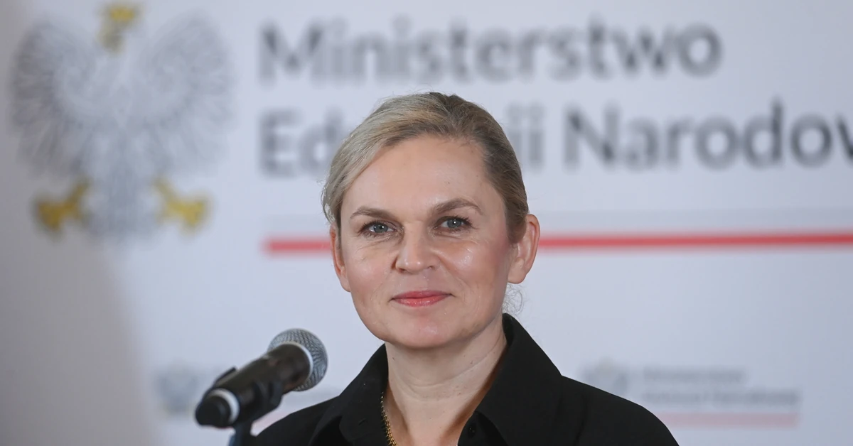 "Przyjazna szkoła" zacznie funkcjonować już od września. Nowacka przekazała istotną wiadomość