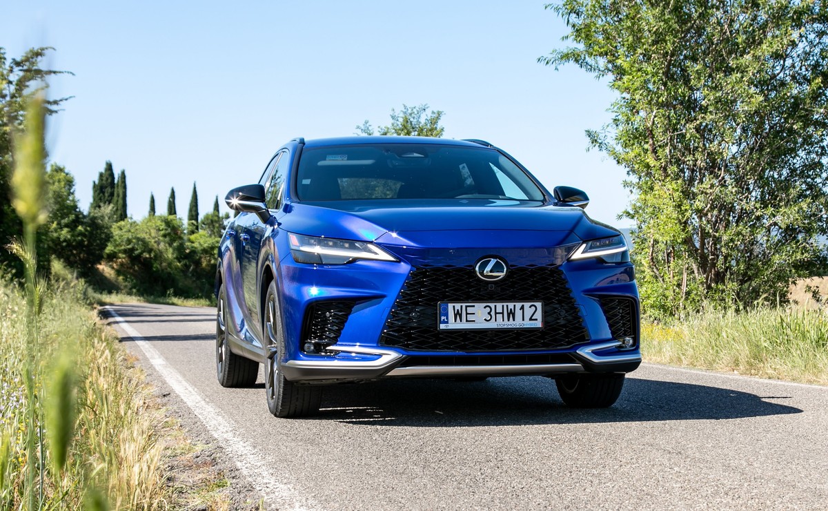 Lexus RX to najpopularniejszy samochód w historii japońskiej marki