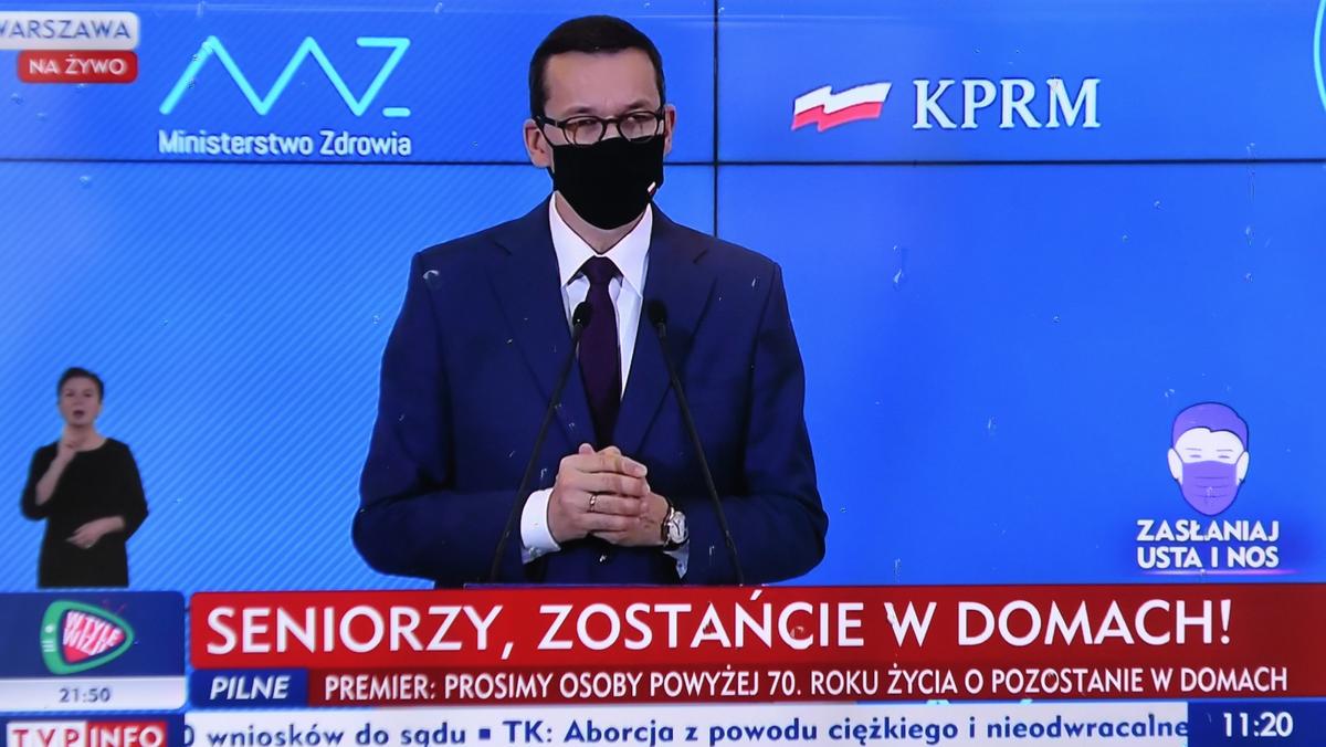 Premier Mateusz Morawiecki podczas konferencji prasowej ws epidemii koronawirusa.