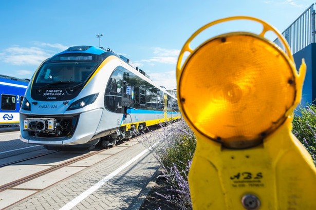 Pociąg Impuls od Newagu w czasie targów kolejowych Innotrans w Berlinie