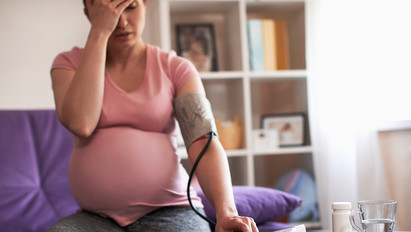 Terhesség magas vérnyomással: erre figyeljen mindenképp!