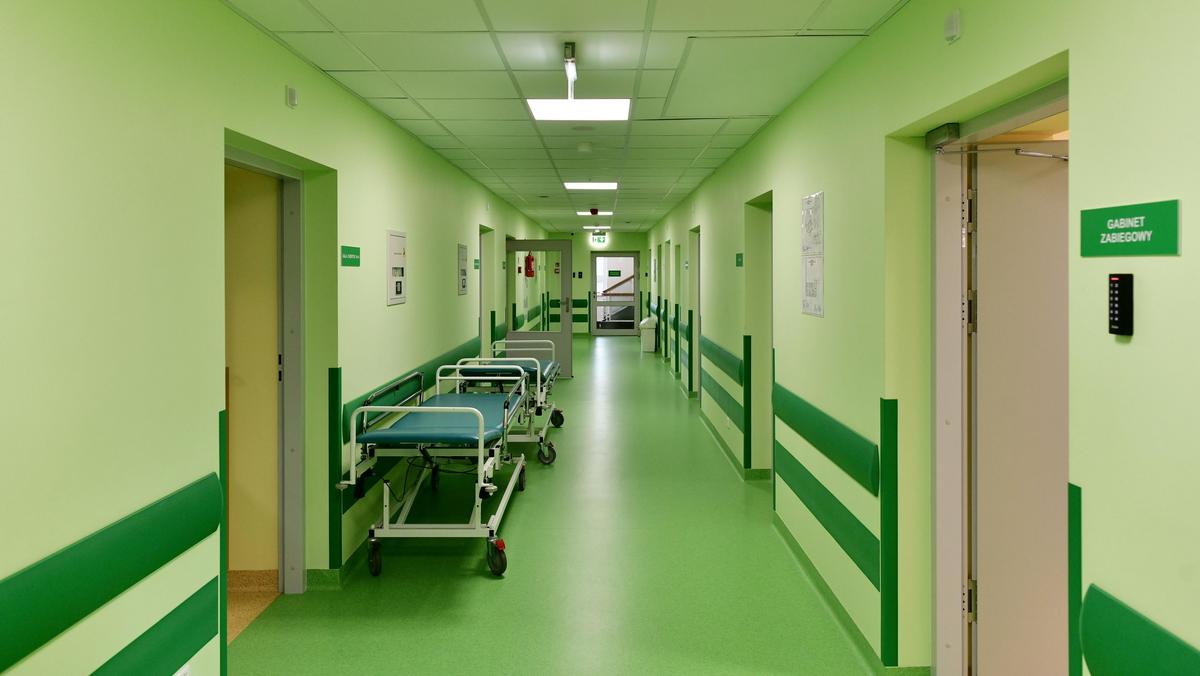 Ustawa o badaniach klinicznych, którą przegłosował Sejm, ma zabronić jakiejkolwiek formy współfinansowania leczenia w ramach eksperymentu przez pacjenta