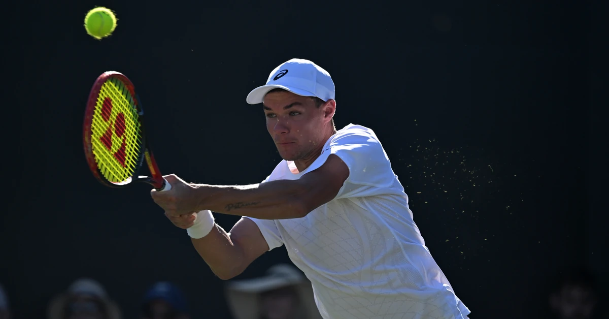 Kamil Majchrzak w 3. rundzie Wimbledonu. Awansował w ekspresowym tempie