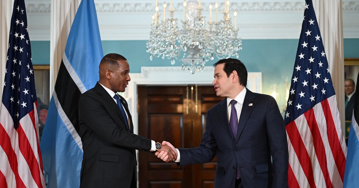 The world's most powerful army commits to strengthening its military ties with one of its most stable African allies shortly after learning to work as a team
