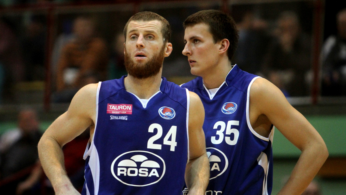 Koszykarze Rosy Radom przegrali we Frankfurcie z zespołem Fraport Skyliners 91:61 (25:19, 19:14, 20:11, 27:17) w meczu 3. kolejki drugiego etapu rozgrywek Pucharu Europy FIBA (grupa U). Drużyna trenera Wojciecha Kamińskiego jeszcze nie wygrała w tej fazie.