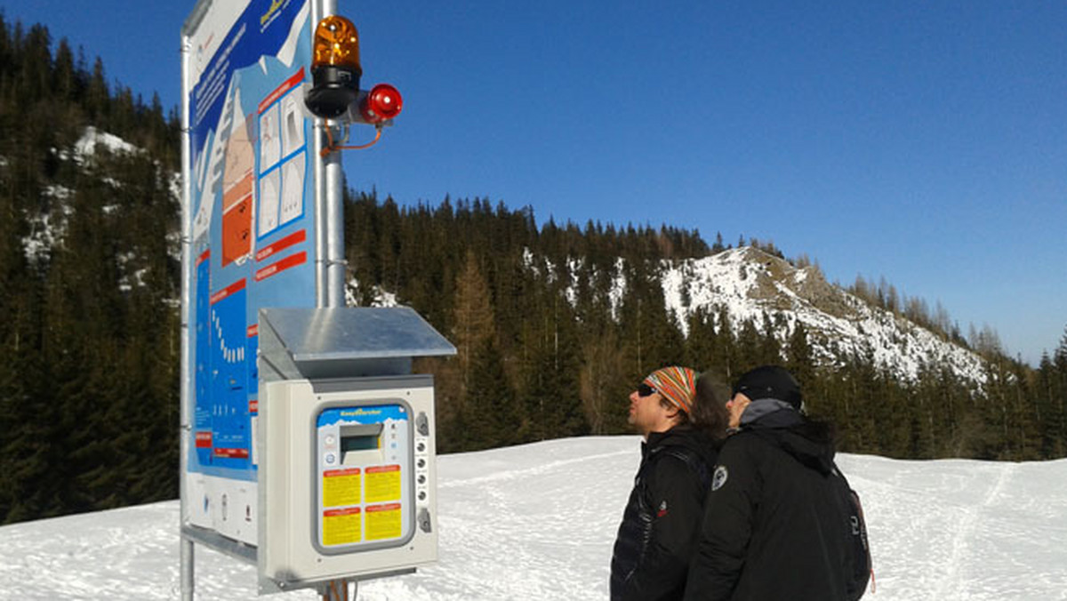 Trzecią edycję akcji lawinowe ABC, skierowaną do turystów i narciarzy odwiedzających zimą Tatry, zainaugurowali w czwartek Tatrzański Park Narodowy i ratownicy TOPR.