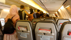 Przez niego samolot musiał lądować. Ryanair żąda odszkodowania od pasażera