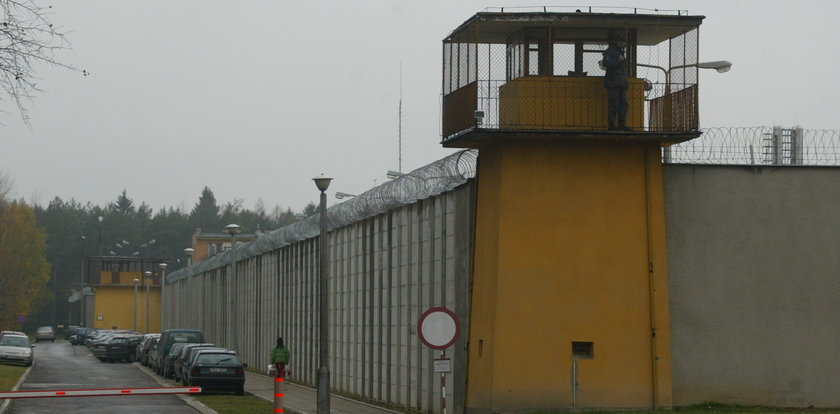 Siedział w zimnej celi. Dostał odszkodowanie