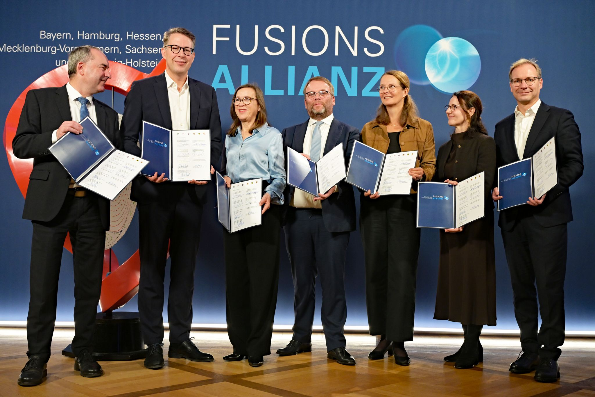 6 Länder gründen Fusionsallianz - Deutschland will erstes Kraftwerk bauen