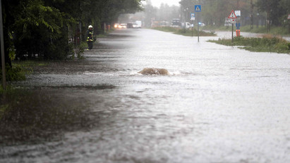 Extrém: ennyi eső hullott a Dunántúlra az elmúlt napokban, itt az OMSZ közleménye