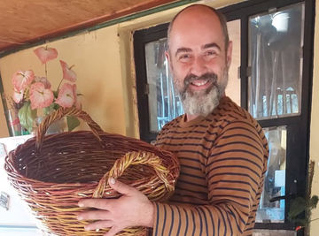 ŠOK ISPOVEST! Poznati voditelj priznao da su ga PRIVLAČILI MOMCI još u srednjoj - Otkrio i istinu o bivšoj devojci: "Ne znaš dok ne probaš"