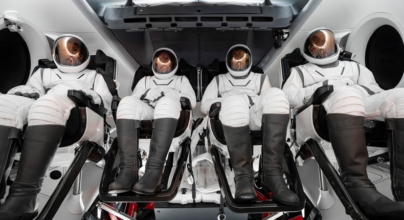 The Polaris Dawn crew tries out their new spacesuits.SpaceX