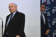 Prezes PiS Jarosław Kaczyński miałby wrócić do rządu, by z poziomu KPRM opanować wojnę w sztabie