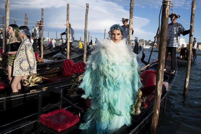 Revija Alta moda brenda "D&G" u Veneciji