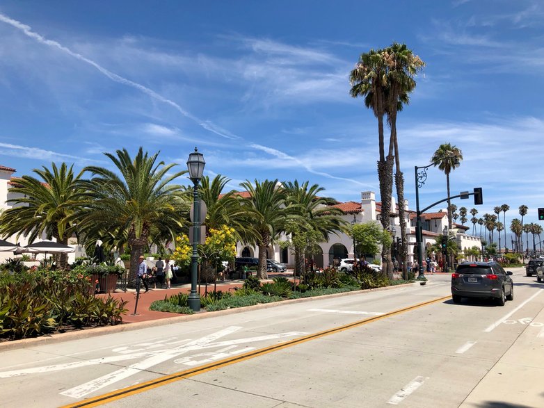 State Street w Santa Barbara