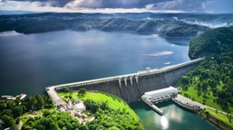 Ten QUIZ łamie intuicję. Co jest większe? 10 trudnych i podchwytliwych pytań