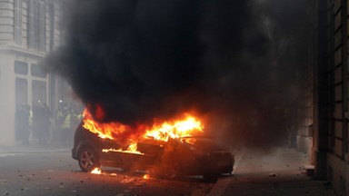 "Żółte kamizelki" na ulicach Francji. Kolejna fala protestów