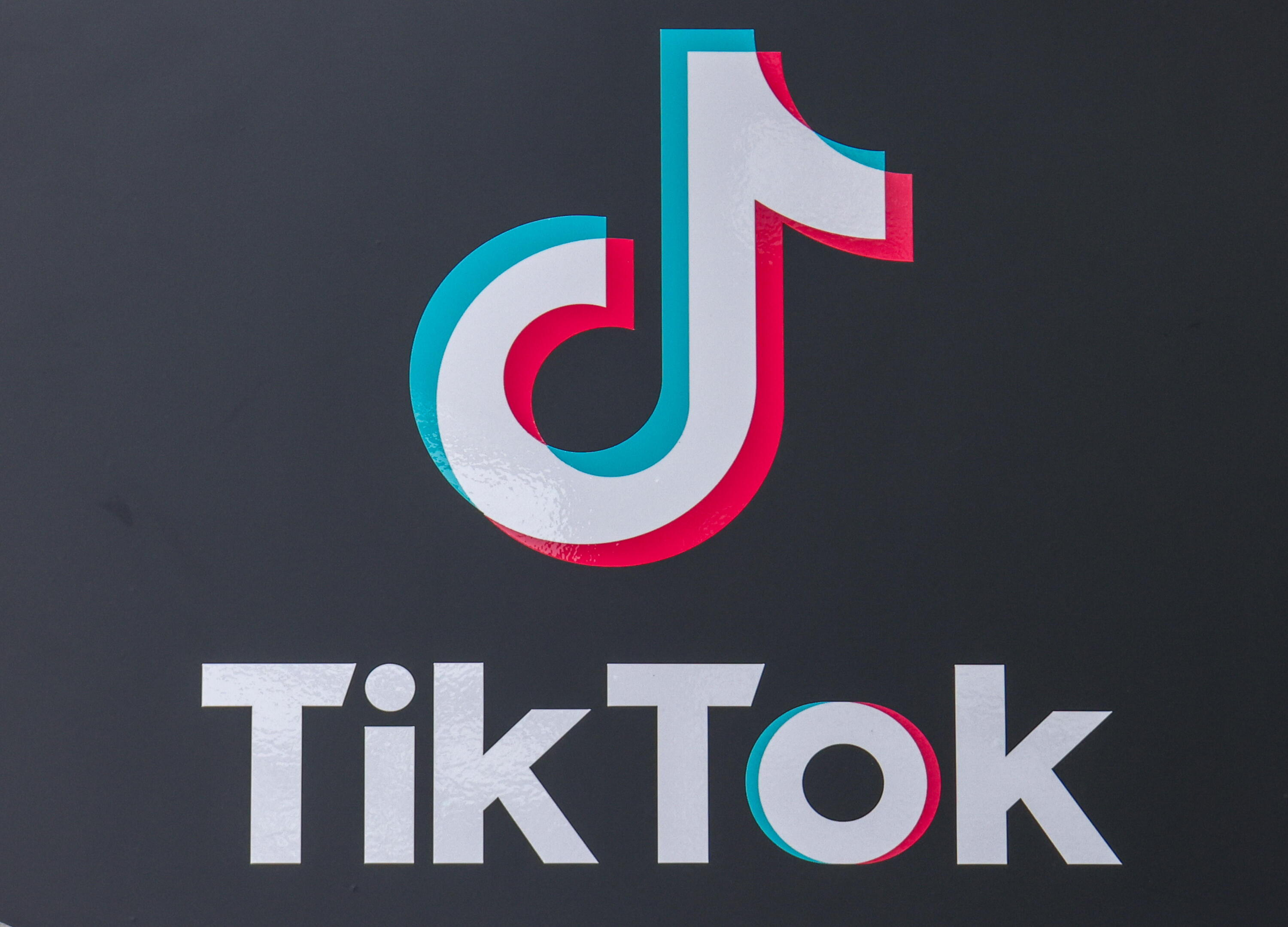 'Moja data' na TikToku: Kids Alert ostrzega przed związkiem z samobójstwami