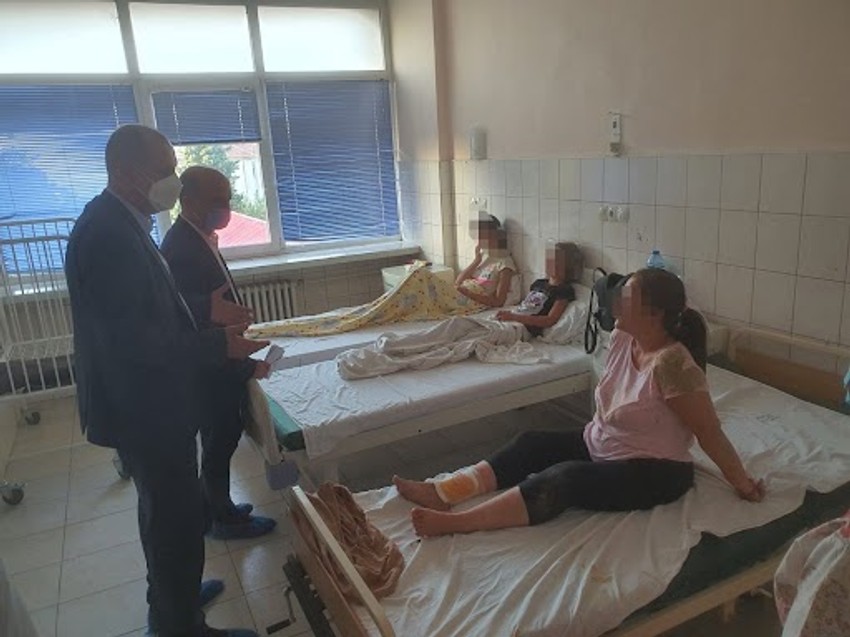 Ministar Lončar sa povređenima