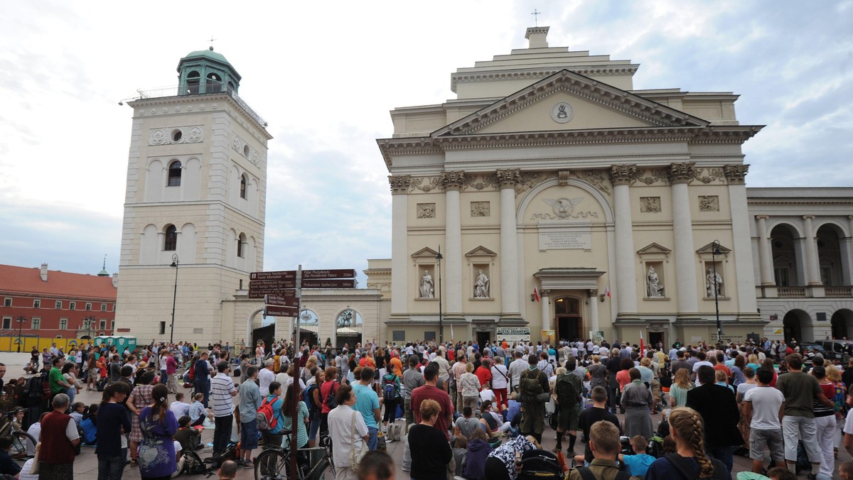 WARSZAWA PIELGRZYMKA AKADEMICKA NA JASN GR 