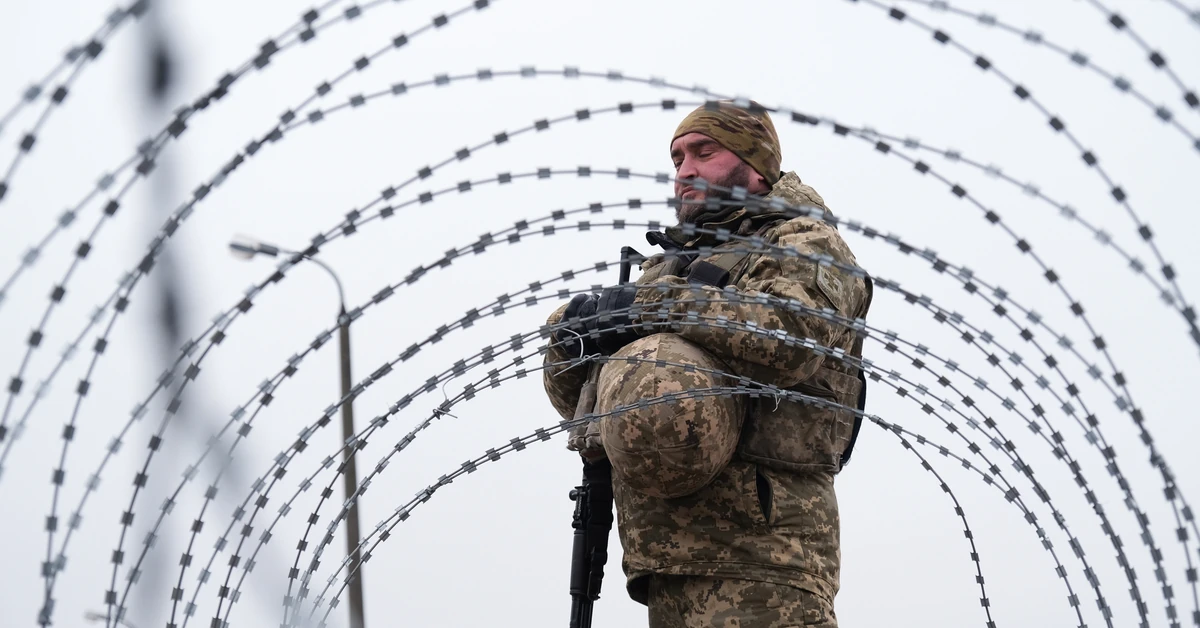 Ukraina zadała Rosji bolesne ciosy. Drony uderzyły w okręt patrolowy i platformę wiertniczą na Morzu Kaspijskim