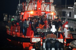 188 imigrantów z Afryki dotarło do Hiszpanii. Z Maroka, Gwinei i Środkowej Afryki...