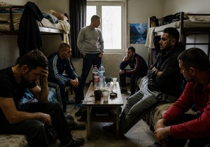 Radnici u smeštaju - ilustracija