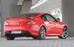 Hyundai Genesis Coupe: czerwony palacz gumy