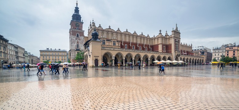 Kraków pozwala jeździć na gapę. Wszystko przez ten smog