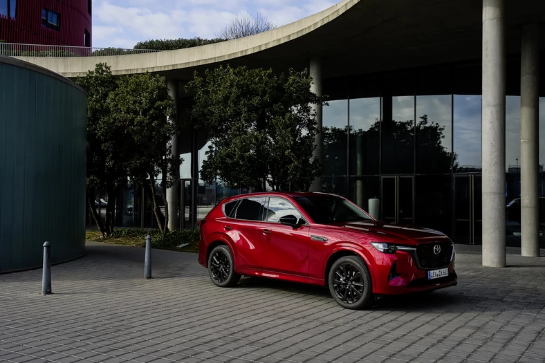 Mazda CX-60, Homura, Soul Red Crystal