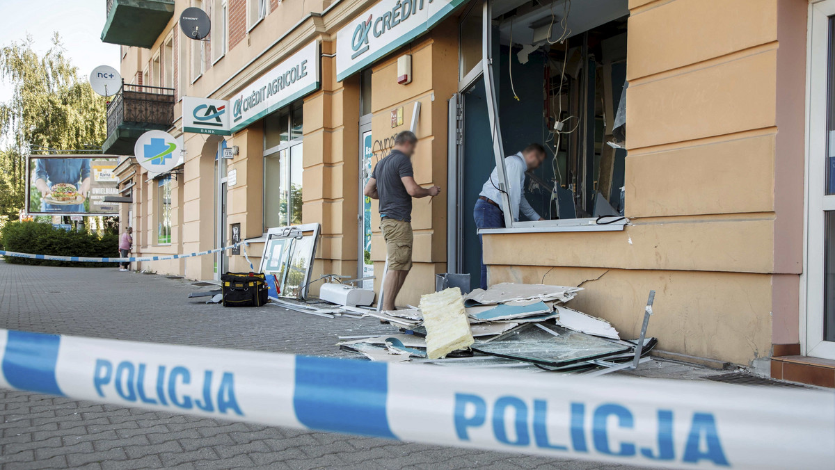 Wrocław: Wybuch w banku na Karłowicach. Bankomat wysadzony w powietrze