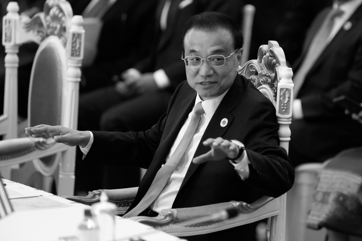 Former Chinese premier Li Keqiang dies of a heart attack at age 68