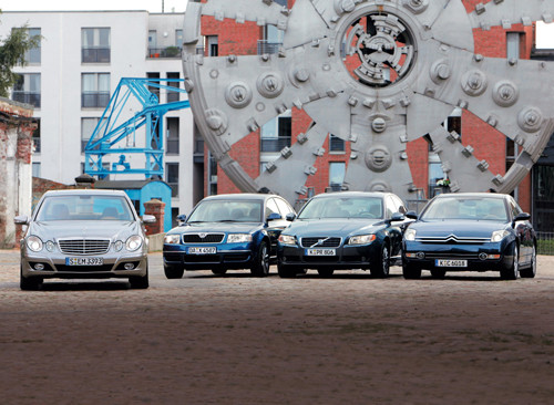 Mercedes E, Volvo S80, Skoda Superb, Citroen C6 - Wielka czwórka