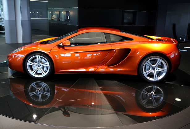 McLaren MP4- 12C