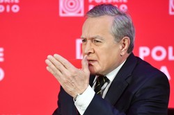 Gliński: "GW" poucza ukraińskiego ministra. Od...michnikujcie się od bohaterów!