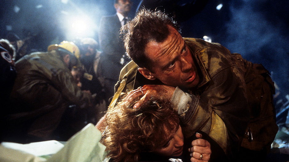 Bonnie Bedelia i Bruce Willis w filmie z cyklu "Szklana pułapka"