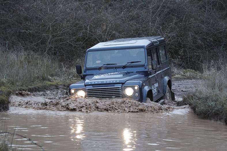 Elektryczny Land Rover Defender